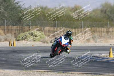 media/Oct-30-2025-Racers Edge (Thu) [[dabbdaf680]]/3-B Group/Session 2 Turn 2/